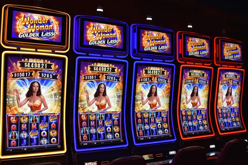 Wonder Woman Slot Machine